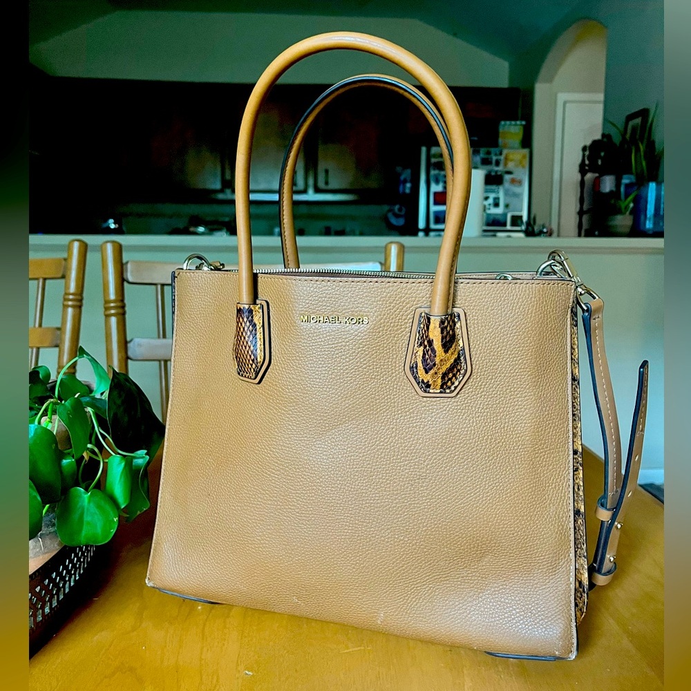 Beautiful Michael Kors snakeskin bag. Fits ipad, macbook air, papers.